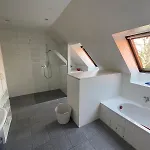 Twenge Retreat - Haus Naehe Stadt Und Flughafen Mit Garten, 3 Zimmer, Tv, Kueche, Bad Und Netflix Hébergement de vacances Altenhorst