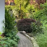 Twenge Retreat - Haus Naehe Stadt Und Flughafen Mit Garten, 3 Zimmer, Tv, Kueche, Bad Und Netflix