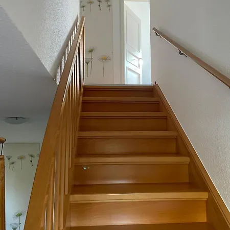 Twenge Retreat - Haus Naehe Stadt Und Flughafen Mit Garten, 3 Zimmer, Tv, Kueche, Bad Und Netflix *