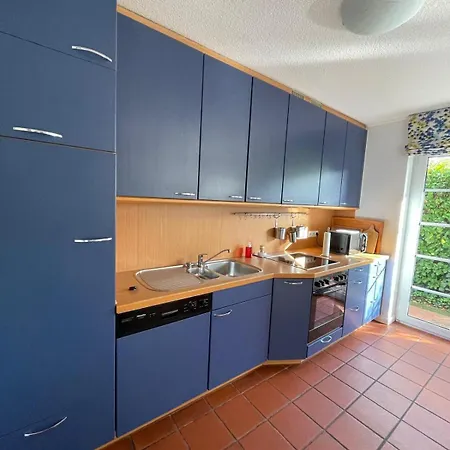 Twenge Retreat - Haus Naehe Stadt Und Flughafen Mit Garten, 3 Zimmer, Tv, Kueche, Bad Und Netflix
