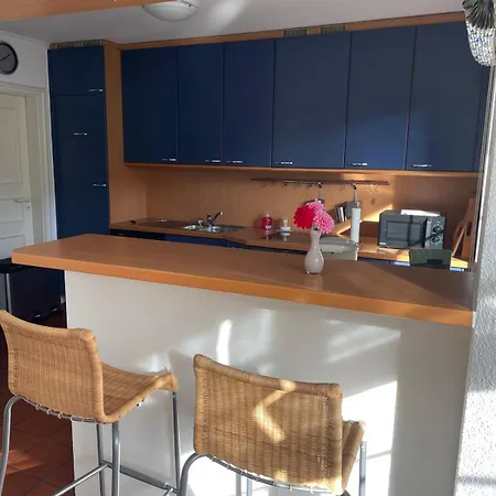 Twenge Retreat - Haus Naehe Stadt Und Flughafen Mit Garten, 3 Zimmer, Tv, Kueche, Bad Und Netflix Prázdninový dům
