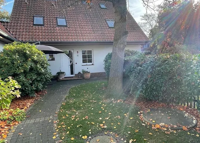 Nyaraló Twenge Retreat - Haus Naehe Stadt Und Flughafen Mit Garten, 3 Zimmer, Tv, Kueche, Bad Und Netflix *