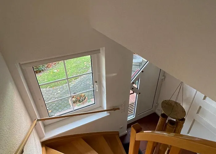 Twenge Retreat - Haus Naehe Stadt Und Flughafen Mit Garten, 3 Zimmer, Tv, Kueche, Bad Und Netflix * Altenhorst