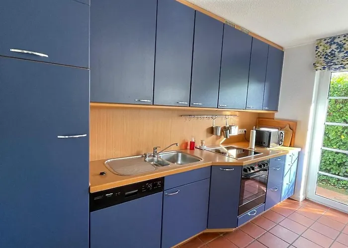 Twenge Retreat - Haus Naehe Stadt Und Flughafen Mit Garten, 3 Zimmer, Tv, Kueche, Bad Und Netflix