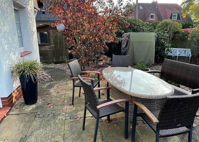 Nyaraló Twenge Retreat - Haus Naehe Stadt Und Flughafen Mit Garten, 3 Zimmer, Tv, Kueche, Bad Und Netflix Altenhorst